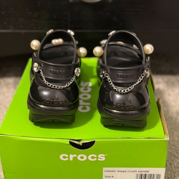 Crocs - Picture 3 of 4